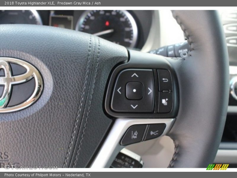Predawn Gray Mica / Ash 2018 Toyota Highlander XLE