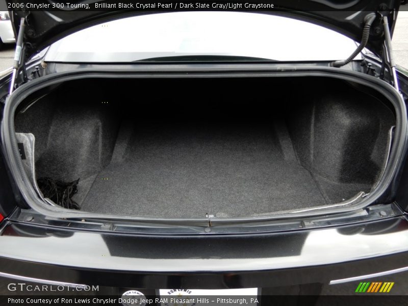 Brilliant Black Crystal Pearl / Dark Slate Gray/Light Graystone 2006 Chrysler 300 Touring