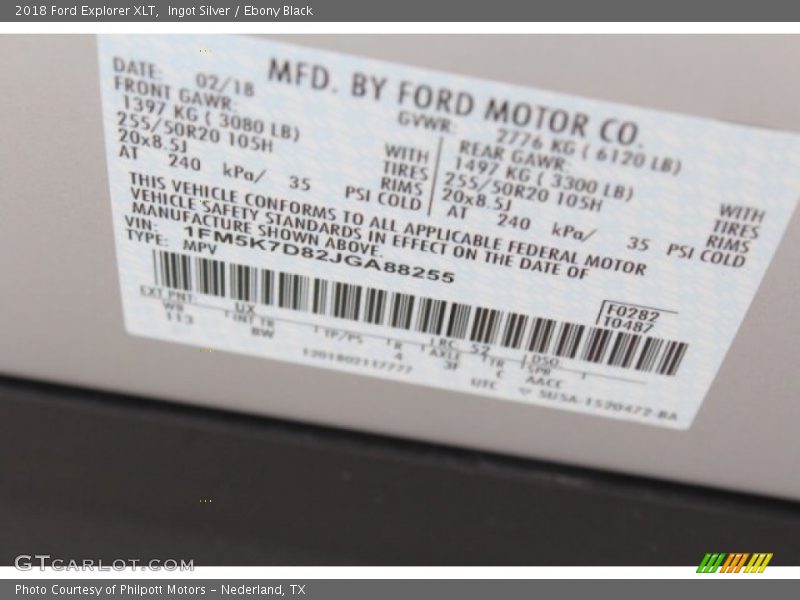 Ingot Silver / Ebony Black 2018 Ford Explorer XLT