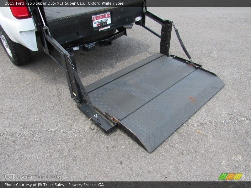 Oxford White / Steel 2015 Ford F250 Super Duty XLT Super Cab