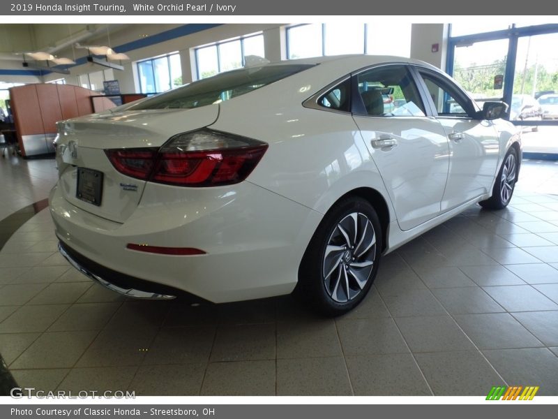 White Orchid Pearl / Ivory 2019 Honda Insight Touring