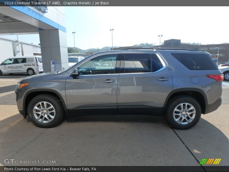 Graphite Metallic / Jet Black 2019 Chevrolet Traverse LT AWD