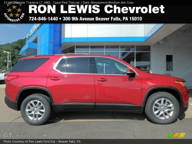 Cajun Red Tintcoat / Dark Atmosphere/Medium Ash Gray 2019 Chevrolet Traverse LT AWD