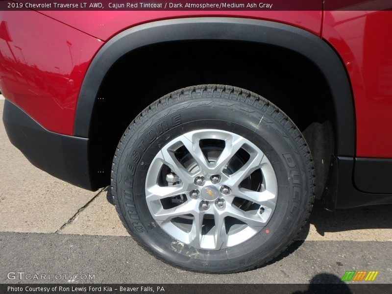Cajun Red Tintcoat / Dark Atmosphere/Medium Ash Gray 2019 Chevrolet Traverse LT AWD