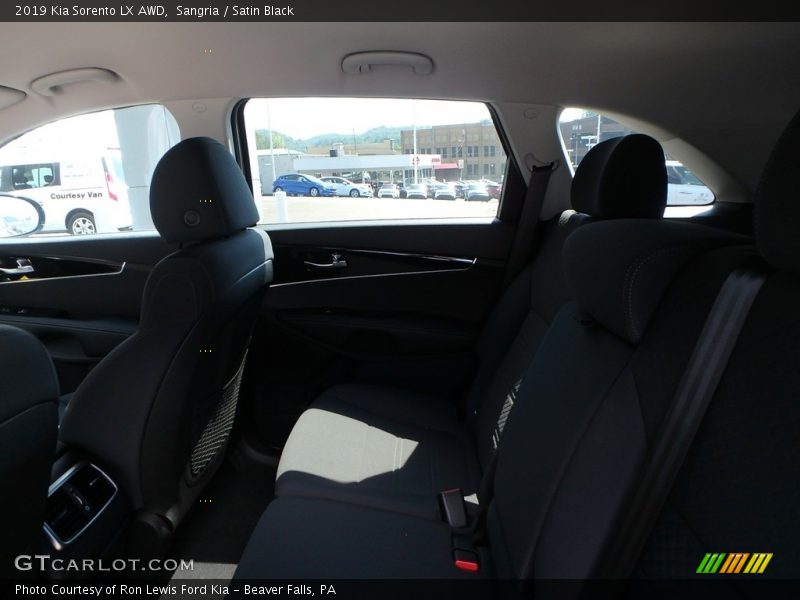 Sangria / Satin Black 2019 Kia Sorento LX AWD