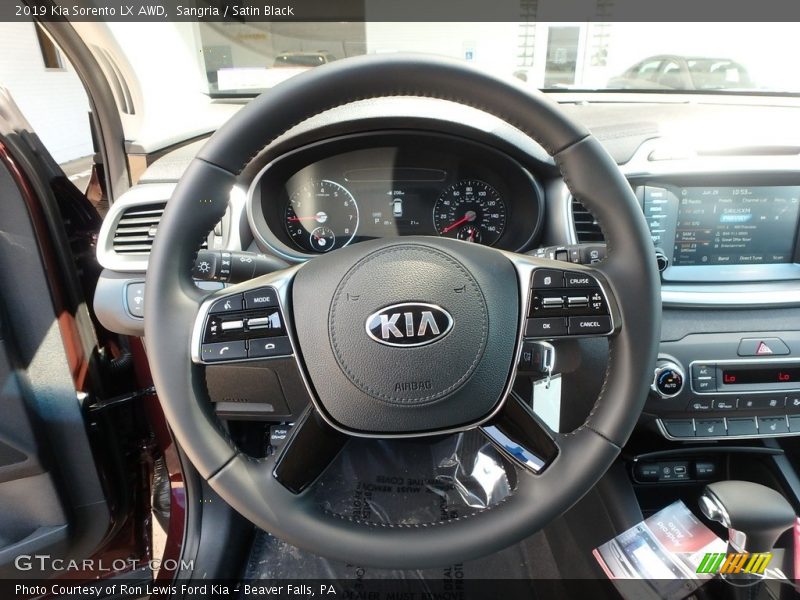Sangria / Satin Black 2019 Kia Sorento LX AWD