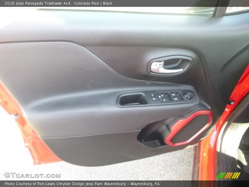 Colorado Red / Black 2018 Jeep Renegade Trailhawk 4x4