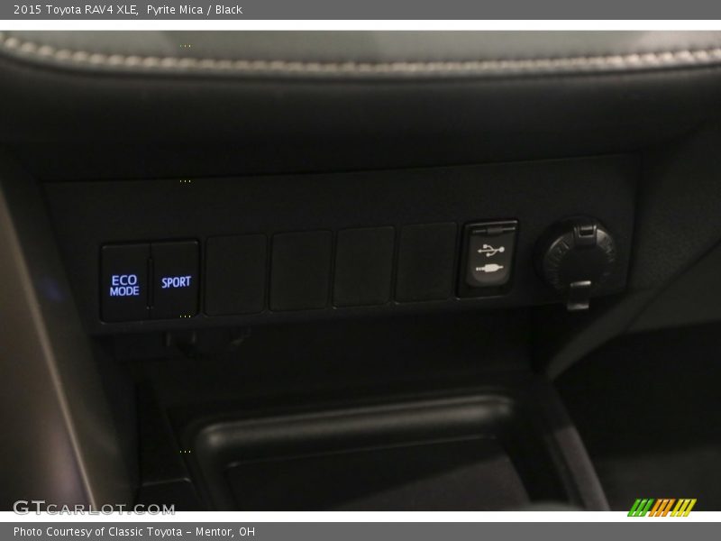 Pyrite Mica / Black 2015 Toyota RAV4 XLE