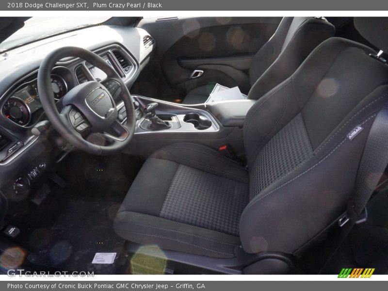 Plum Crazy Pearl / Black 2018 Dodge Challenger SXT