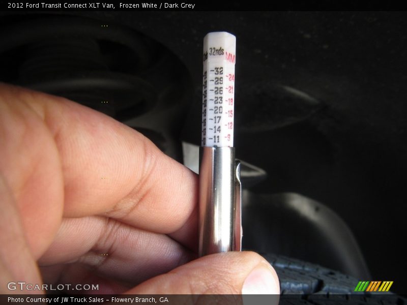 Frozen White / Dark Grey 2012 Ford Transit Connect XLT Van