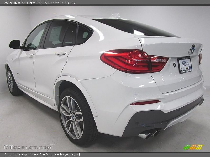 Alpine White / Black 2015 BMW X4 xDrive28i