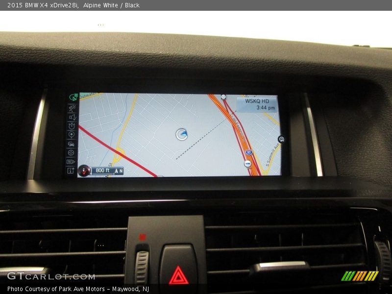 Alpine White / Black 2015 BMW X4 xDrive28i