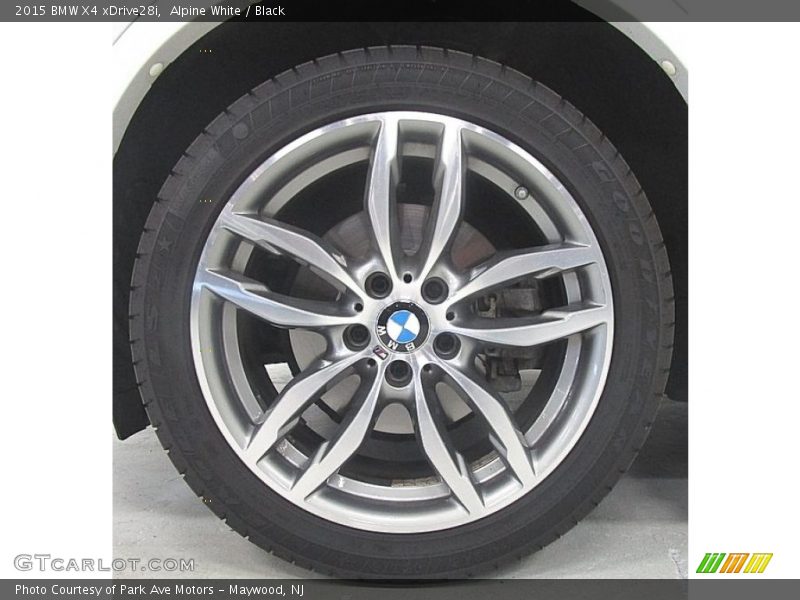 Alpine White / Black 2015 BMW X4 xDrive28i