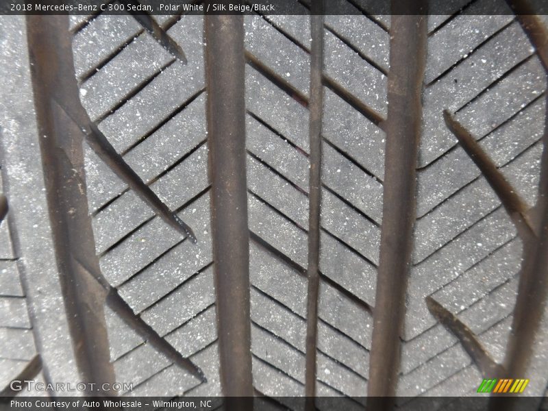 Polar White / Silk Beige/Black 2018 Mercedes-Benz C 300 Sedan