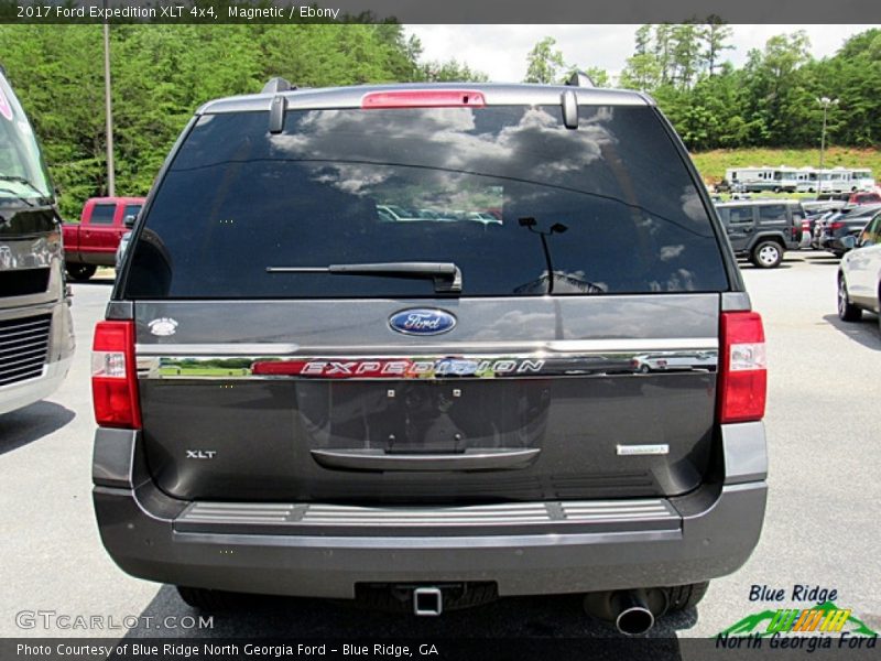 Magnetic / Ebony 2017 Ford Expedition XLT 4x4