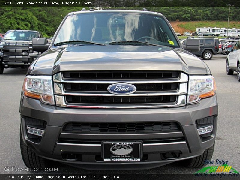 Magnetic / Ebony 2017 Ford Expedition XLT 4x4