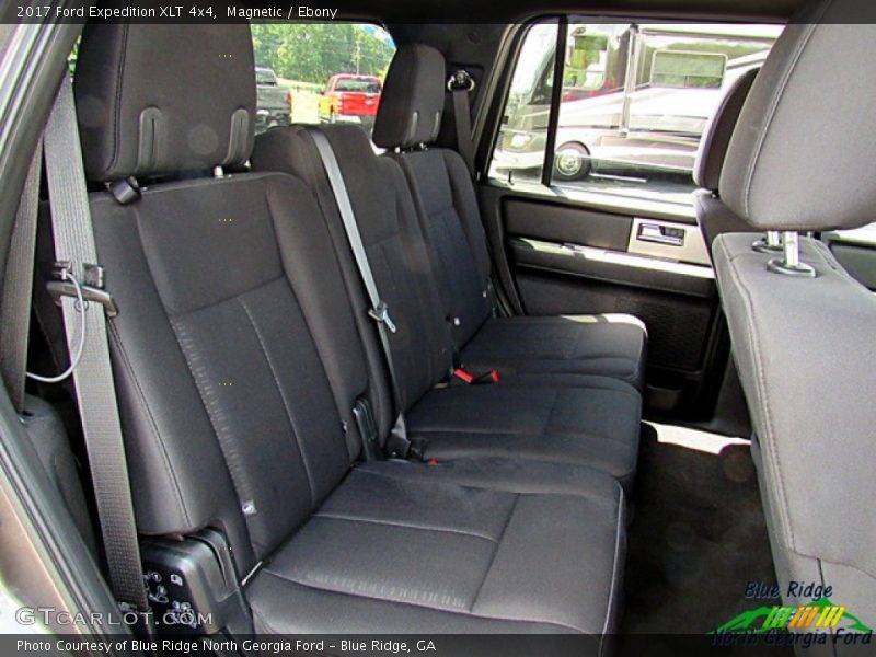 Magnetic / Ebony 2017 Ford Expedition XLT 4x4