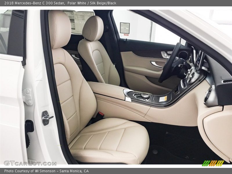 Polar White / Silk Beige/Black 2018 Mercedes-Benz C 300 Sedan