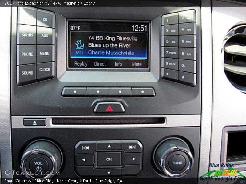 Magnetic / Ebony 2017 Ford Expedition XLT 4x4