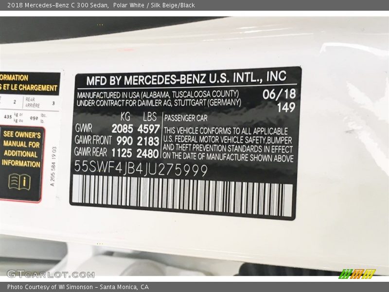 Polar White / Silk Beige/Black 2018 Mercedes-Benz C 300 Sedan