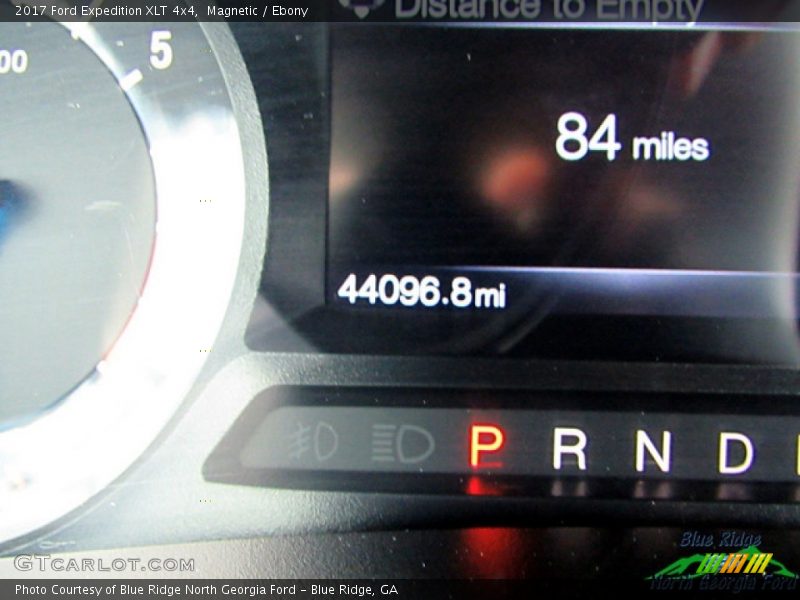 Magnetic / Ebony 2017 Ford Expedition XLT 4x4