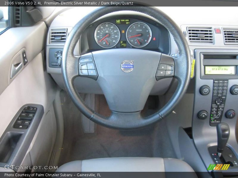 Premium Electric Silver Metallic / Dark Beige/Quartz 2006 Volvo V50 2.4i