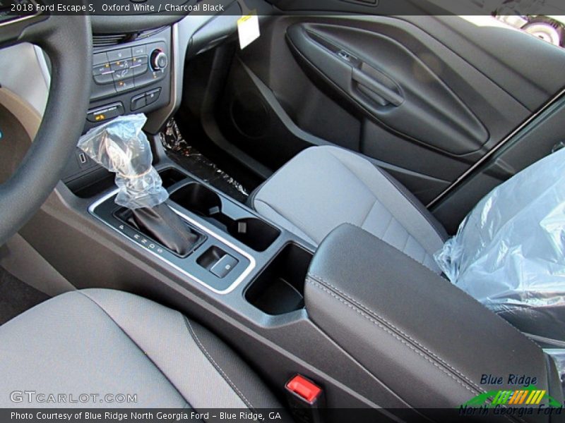 Oxford White / Charcoal Black 2018 Ford Escape S