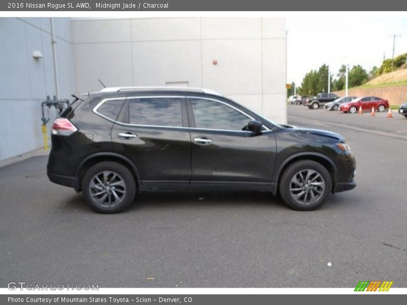 Midnight Jade / Charcoal 2016 Nissan Rogue SL AWD