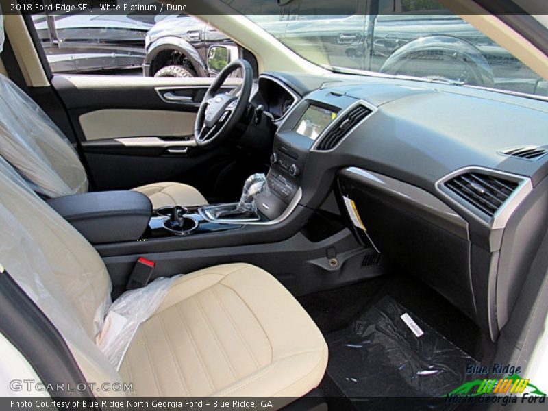 White Platinum / Dune 2018 Ford Edge SEL