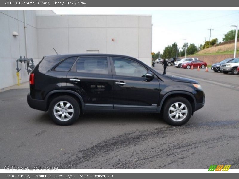 Ebony Black / Gray 2011 Kia Sorento LX AWD