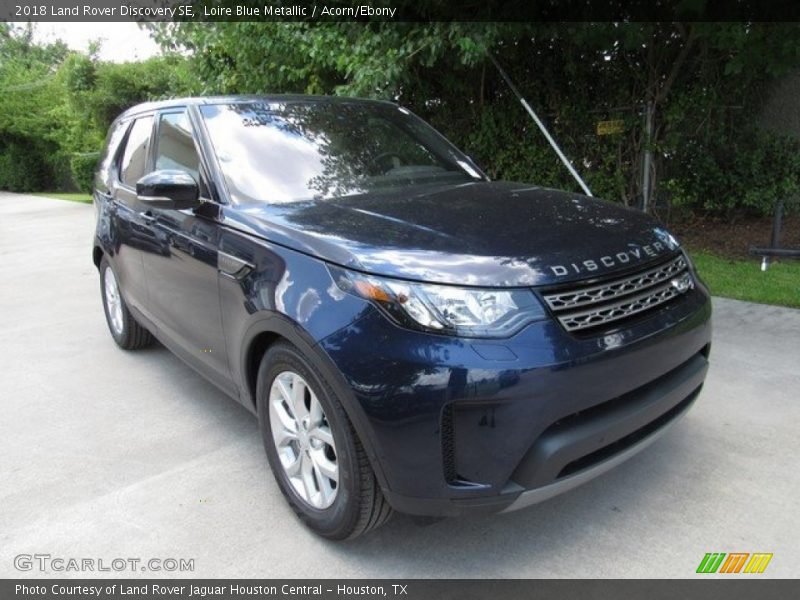 Loire Blue Metallic / Acorn/Ebony 2018 Land Rover Discovery SE
