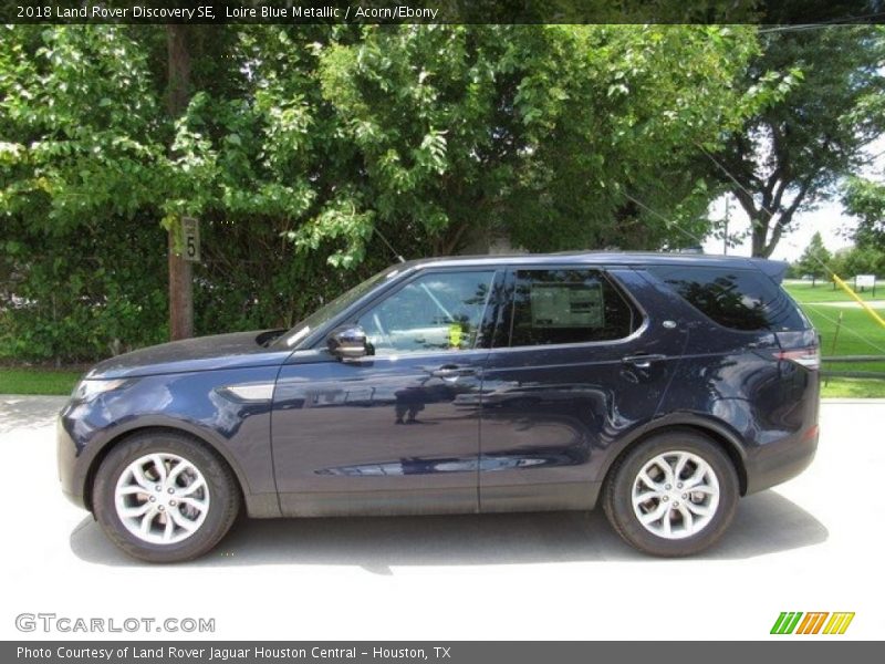 Loire Blue Metallic / Acorn/Ebony 2018 Land Rover Discovery SE
