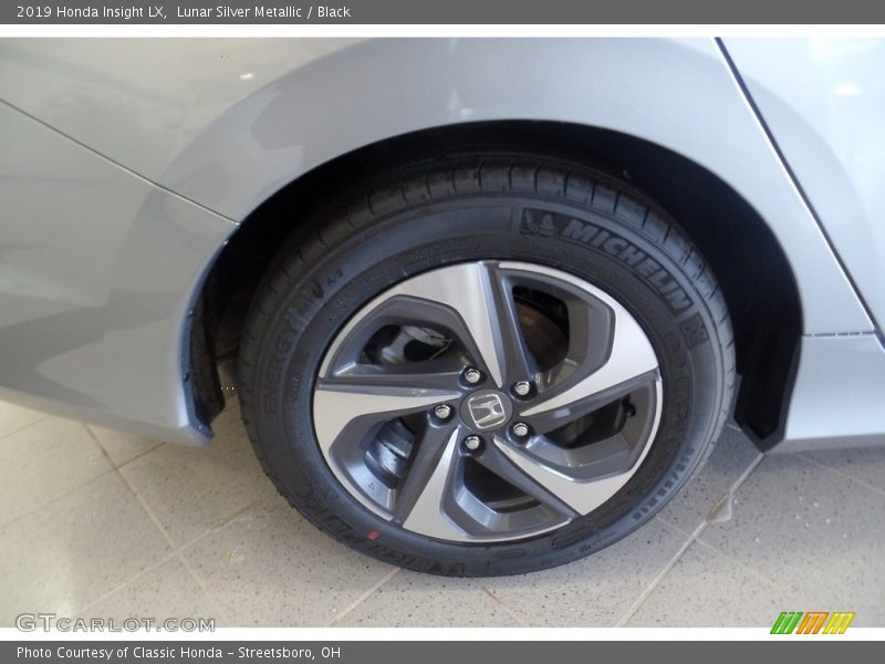 Lunar Silver Metallic / Black 2019 Honda Insight LX