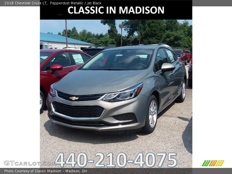 Pepperdust Metallic / Jet Black 2018 Chevrolet Cruze LT
