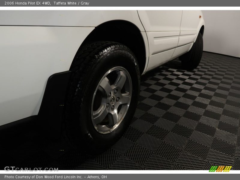 Taffeta White / Gray 2006 Honda Pilot EX 4WD