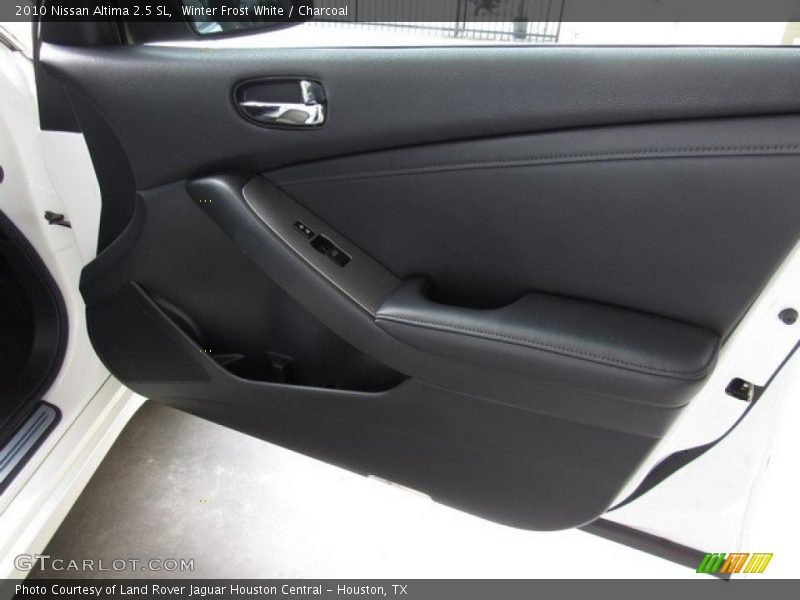 Winter Frost White / Charcoal 2010 Nissan Altima 2.5 SL