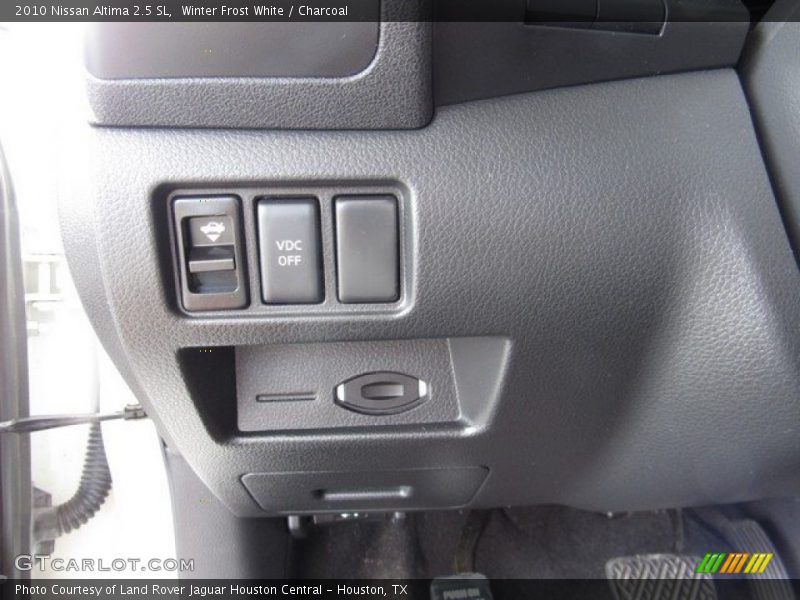 Winter Frost White / Charcoal 2010 Nissan Altima 2.5 SL