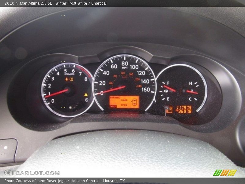 Winter Frost White / Charcoal 2010 Nissan Altima 2.5 SL