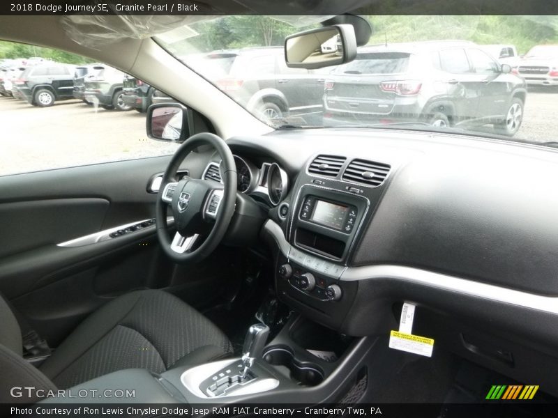 Granite Pearl / Black 2018 Dodge Journey SE