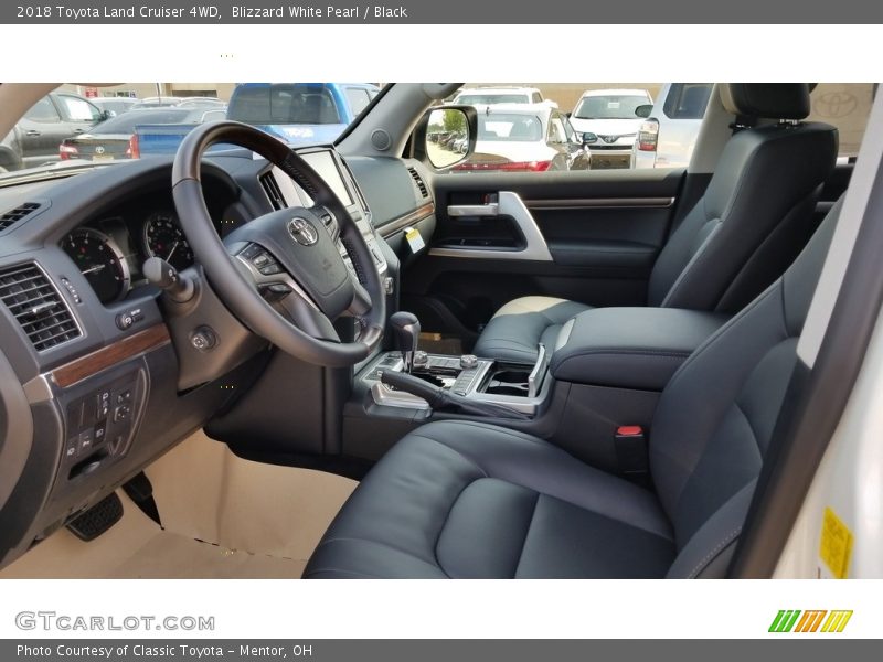 Blizzard White Pearl / Black 2018 Toyota Land Cruiser 4WD
