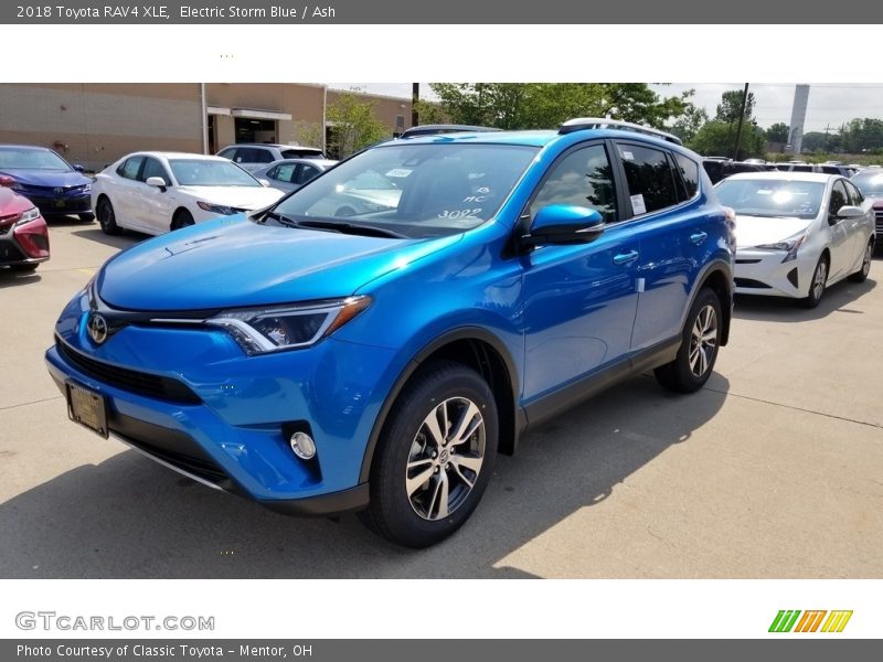 Electric Storm Blue / Ash 2018 Toyota RAV4 XLE