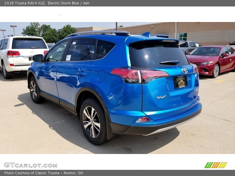 Electric Storm Blue / Ash 2018 Toyota RAV4 XLE