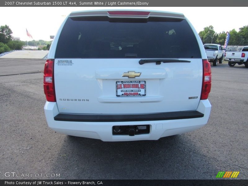 Summit White / Light Cashmere/Ebony 2007 Chevrolet Suburban 1500 LT 4x4