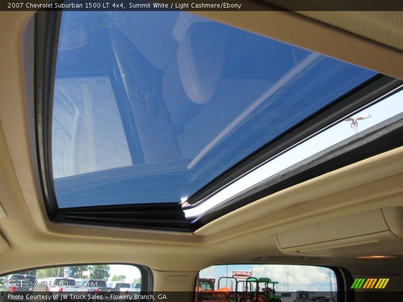 Summit White / Light Cashmere/Ebony 2007 Chevrolet Suburban 1500 LT 4x4