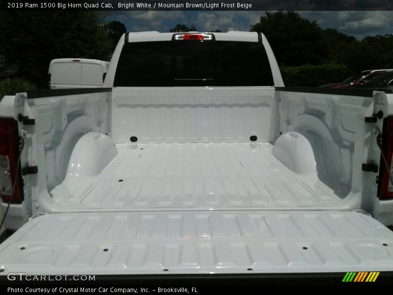 Bright White / Mountain Brown/Light Frost Beige 2019 Ram 1500 Big Horn Quad Cab