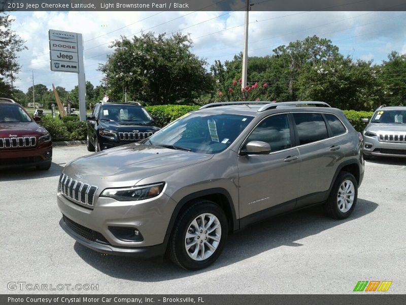 Light Brownstone Pearl / Black 2019 Jeep Cherokee Latitude