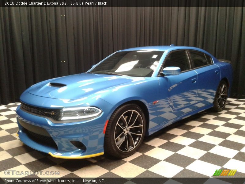 B5 Blue Pearl / Black 2018 Dodge Charger Daytona 392