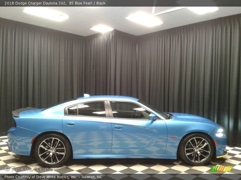 B5 Blue Pearl / Black 2018 Dodge Charger Daytona 392