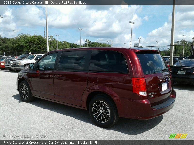 Octane Red Pearl / Black 2018 Dodge Grand Caravan SE
