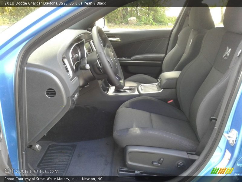 B5 Blue Pearl / Black 2018 Dodge Charger Daytona 392